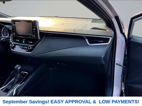 Used 2021 Toyota Corolla SE w/ SE Premium Package FWD image 25