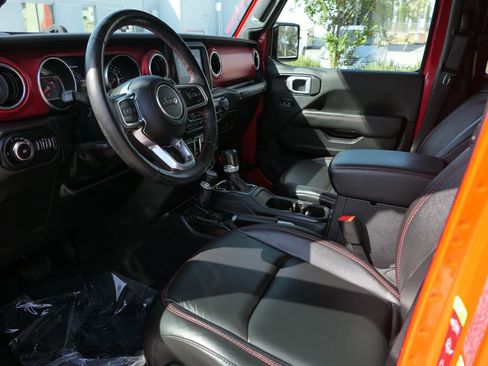 Used 2020 Jeep Wrangler Unlimited Rubicon AWD/4WD image 15