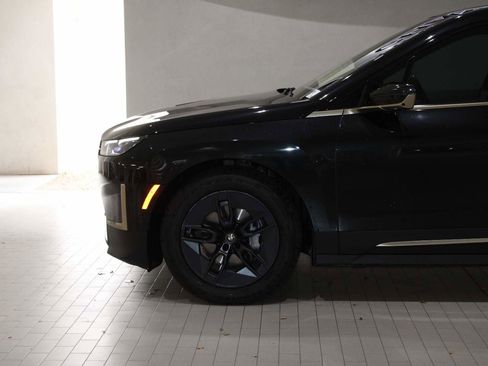 Certified 2023 BMW iX xDrive50 w/ Premium Package image 4