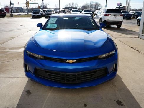 Used 2018 Chevrolet Camaro LT image 25