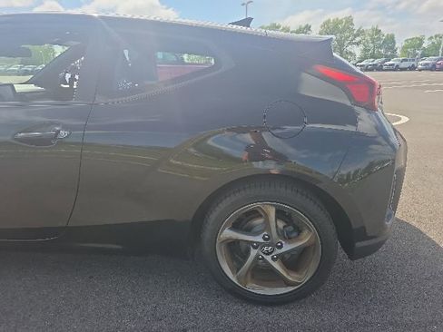 Used 2019 Hyundai Veloster 2.0 FWD image 13