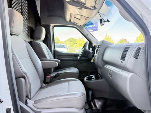 Used 2017 Nissan NV 2500 S w/ Power Basic Package RWD image 18