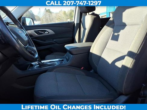 Used 2020 Chevrolet Traverse LT w/ Driver Confidence II Package image 13