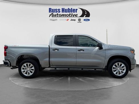 Used 2023 Chevrolet Silverado 1500 Custom AWD/4WD image 8