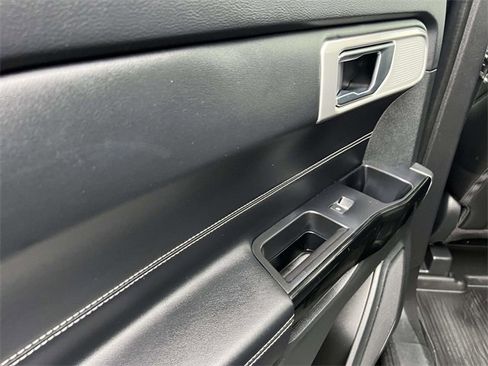 Used 2022 Ford Explorer ST w/ Equipment Group 401A image 12