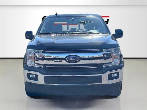 Used 2019 Ford F150 Lariat image 2