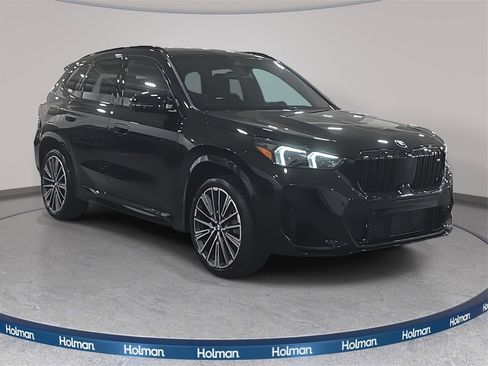 Used 2026 BMW X1 M35i w/ Technology Package image 4