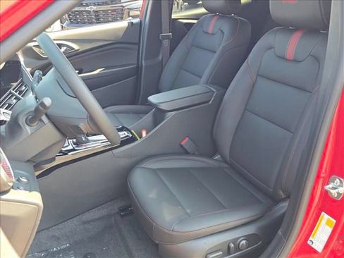 New 2026 Chevrolet Trax RS w/ Sunroof Package FWD image 16