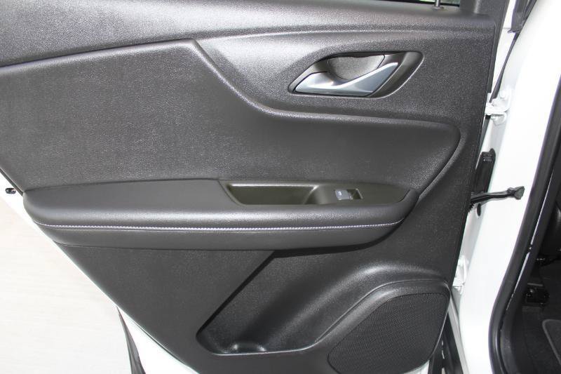 Used 2023 Chevrolet Blazer LT w/ Driver Confidence Package FWD image 14