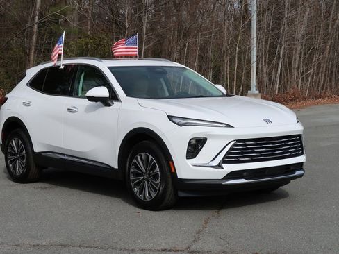 New 2026 Buick Envision Preferred image 2