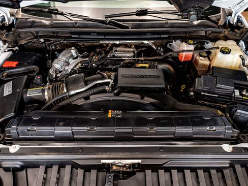 Used 2021 GMC Sierra 2500 AT4 w/ AT4 Premium Plus Package image 32