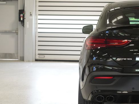New 2026 Mercedes-Benz GLE 53 AMG 4MATIC Coupe image 12