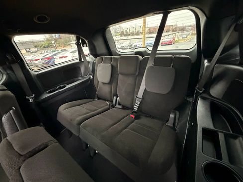 Used 2017 Dodge Grand Caravan SE image 10