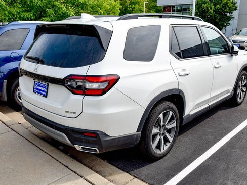 Used 2024 Honda Pilot Elite image 5