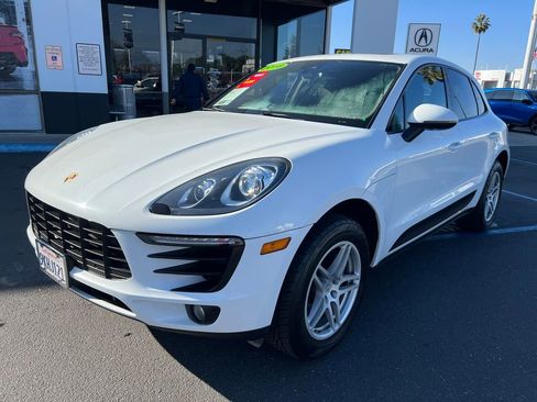 Used 2018 Porsche Macan image 3