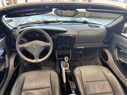 Used 2004 Porsche Boxster image 21