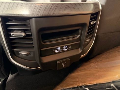 New 2026 RAM 2500 Big Horn AWD/4WD image 34