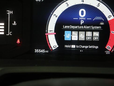 Certified 2024 Toyota Tacoma SR5 image 40