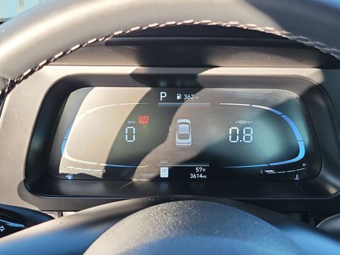 Certified 2025 Hyundai Elantra Sport image 9