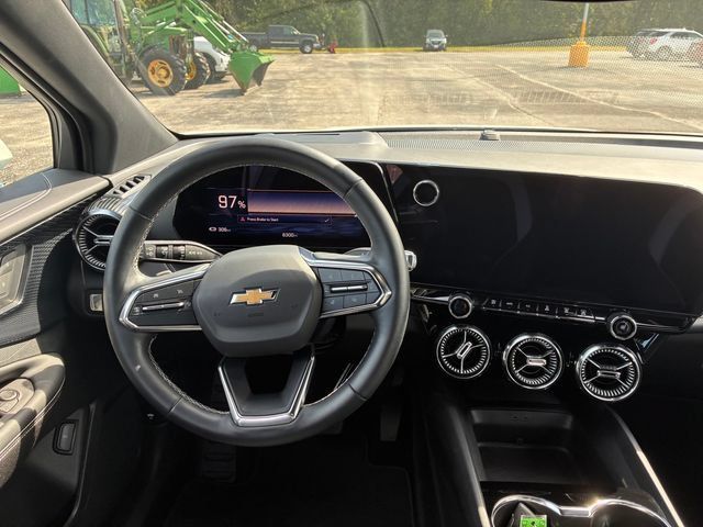 Used 2024 Chevrolet Blazer EV LT AWD/4WD image 17