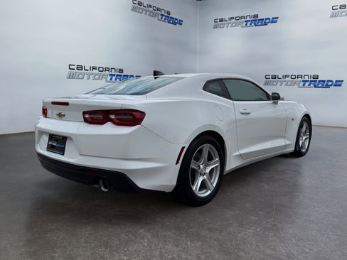 Used 2023 Chevrolet Camaro LT image 5