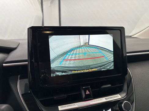 Used 2024 Toyota Corolla LE FWD image 27