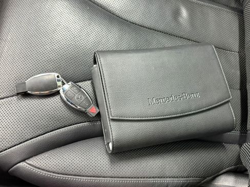 Used 2016 Mercedes-Benz S 550 Sedan image 43