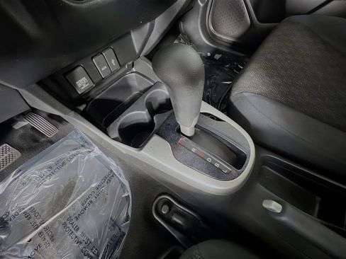 Used 2016 Honda Fit LX image 24