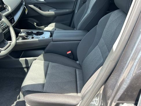 New 2026 Nissan Rogue SV FWD image 15