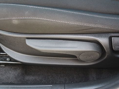 Used 2023 Hyundai Elantra SEL FWD image 27