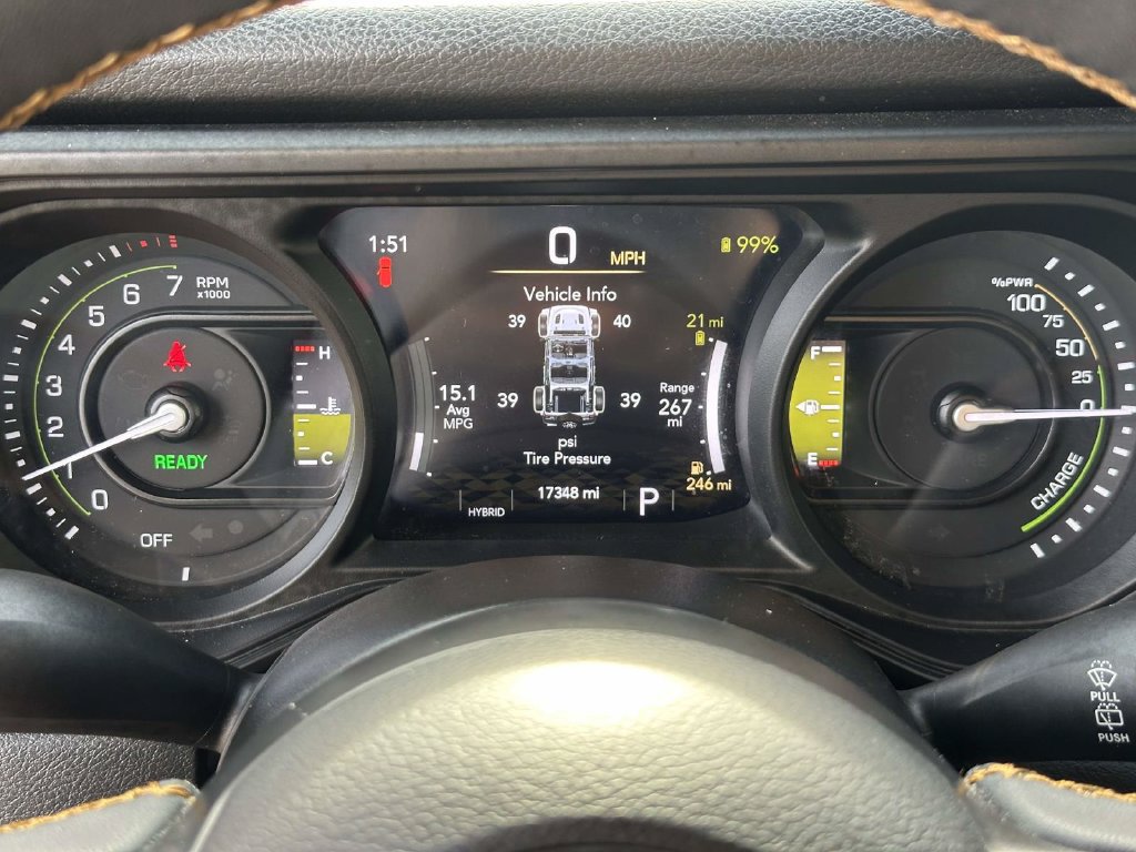 Used 2024 Jeep Wrangler Unlimited AWD/4WD image 24