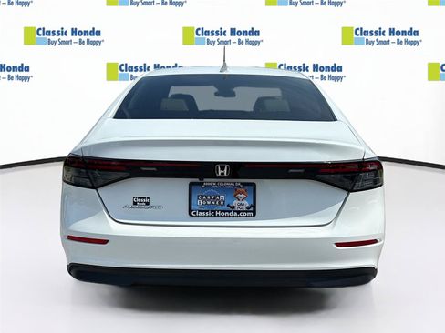 Used 2024 Honda Accord EX image 7