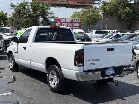 Used 2004 Dodge Ram 1500 Truck ST image 3