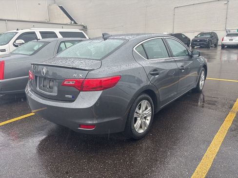 Used 2013 Acura ILX Hybrid w/ Technology Package image 4