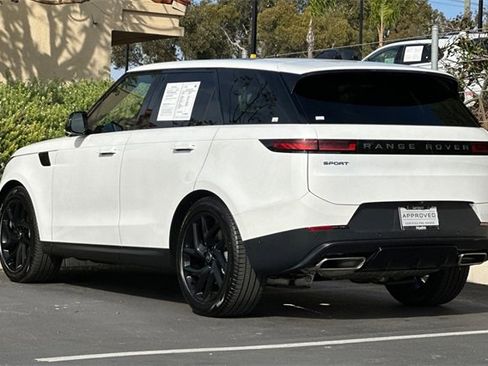 Certified 2025 Land Rover Range Rover Sport SE image 3