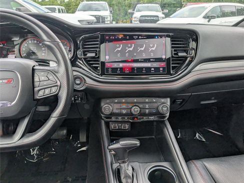Used 2024 Dodge Durango GT AWD/4WD image 18
