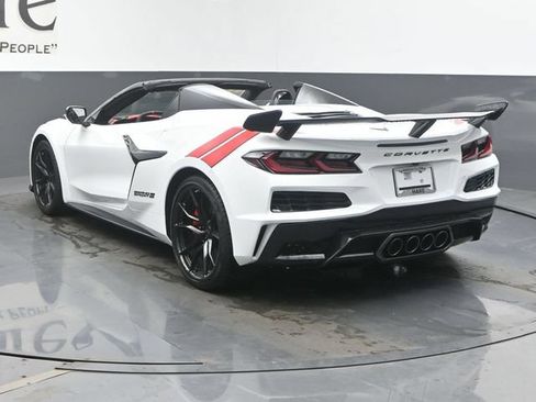 New 2027 Chevrolet Corvette Grand Sport RWD image 18