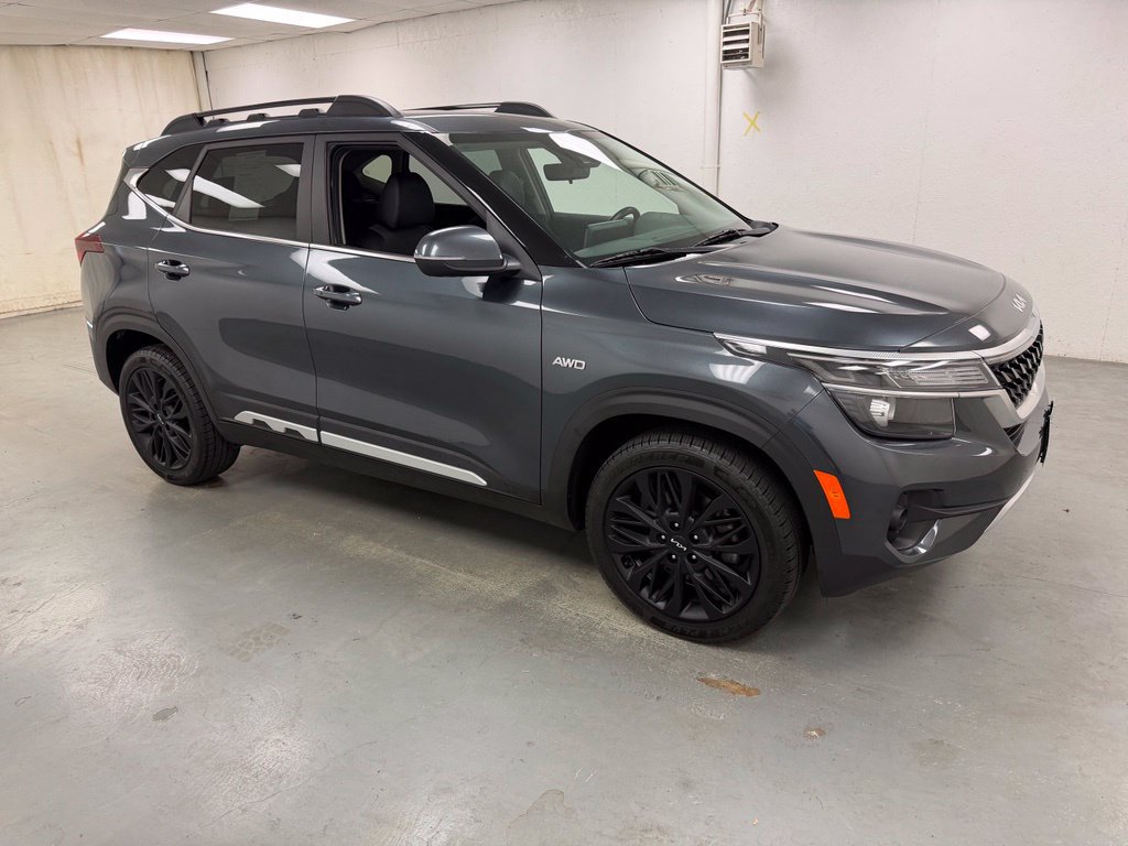 Used 2023 Kia Seltos Nightfall Edition AWD/4WD image 6