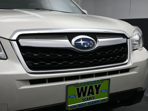 Used 2016 Subaru Forester 2.5i Touring w/ Eyesight & Navigation System image 11