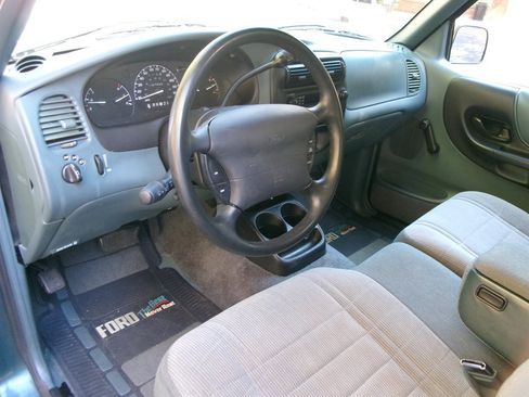 Used 1997 Ford Ranger XLT image 12