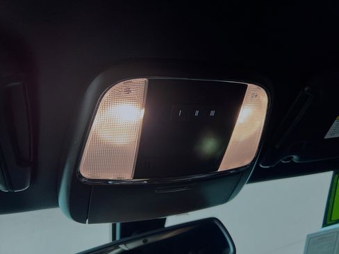 Used 2021 Dodge Charger R/T image 21