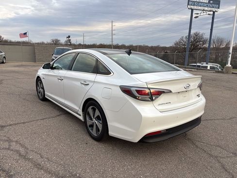 Used 2017 Hyundai Sonata Limited w/ Ultimate Package 02 image 5