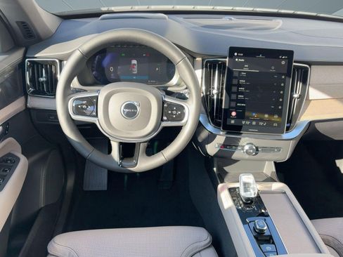 New 2026 Volvo XC90 T8 Ultra w/ Protection Package AWD/4WD image 27