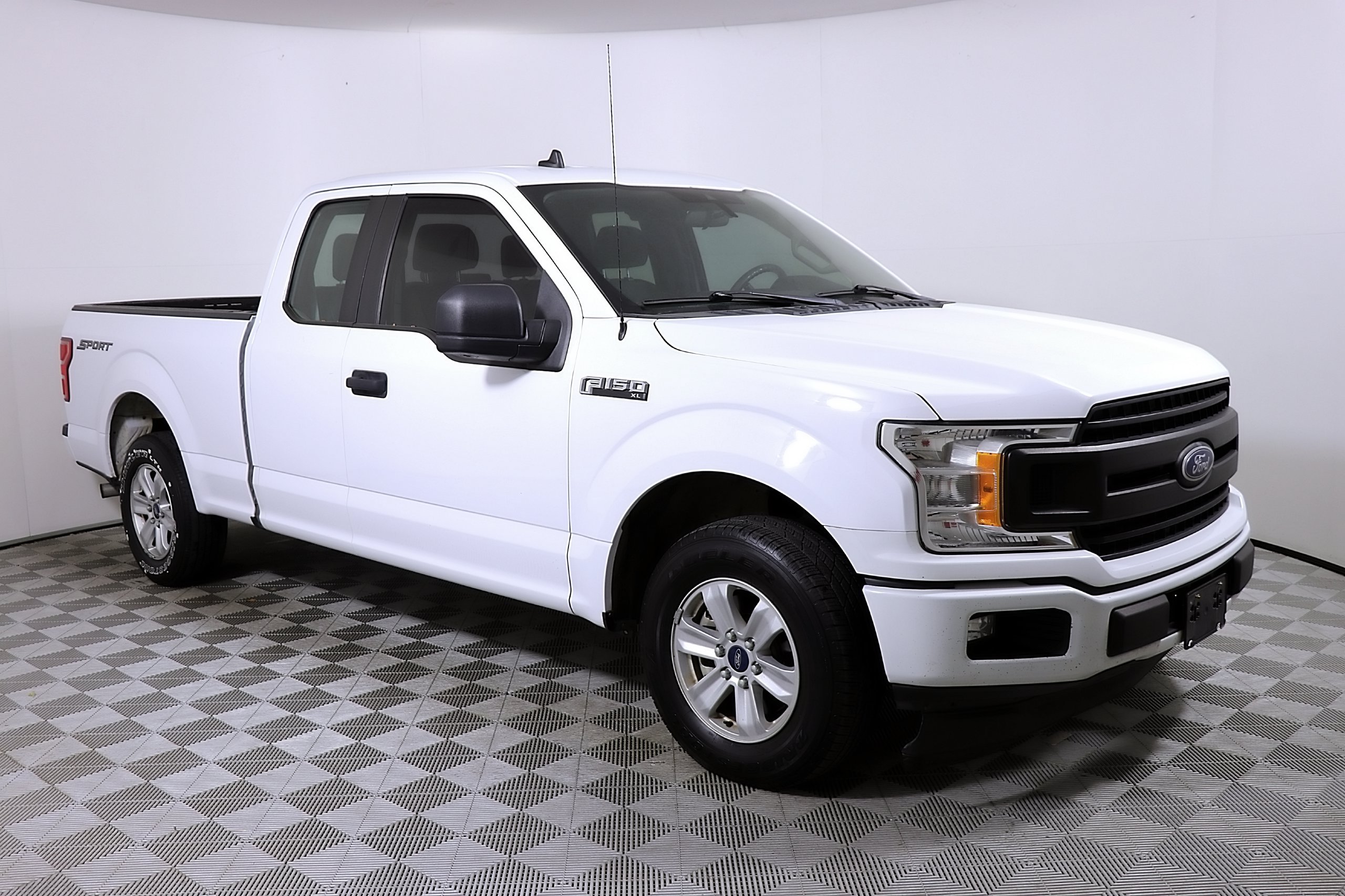 Used 2020 Ford F150 XL w/ Equipment Group 101A Mid RWD image 6