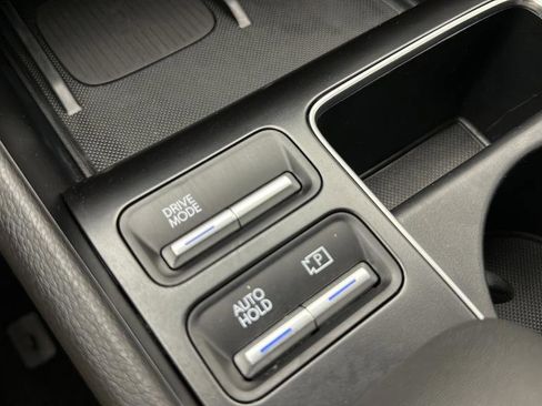 Used 2025 Hyundai Sonata SEL FWD image 23