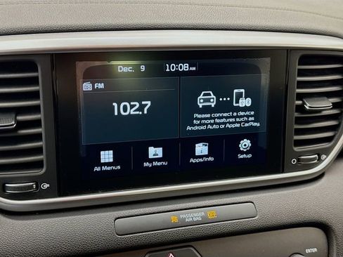 Used 2020 Kia Sportage LX image 14