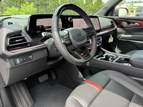 New 2026 Chevrolet Traverse RS FWD image 24