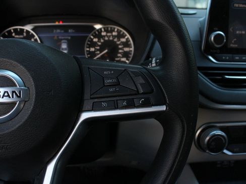 Used 2020 Nissan Altima 2.5 S FWD image 31
