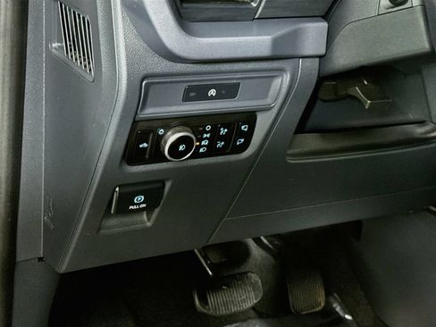 Used 2025 Ford F150 XLT w/ Equipment Group 302A MID AWD/4WD image 19