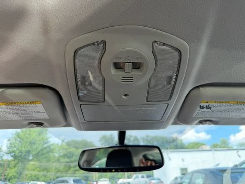 Used 2014 Toyota Prius Four FWD image 24